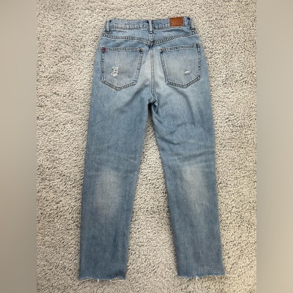 BDG Jeans Womens 25 Slim Straight High Rise Distressed Holes Raw Hem Fray Light - Picture 5 of 5